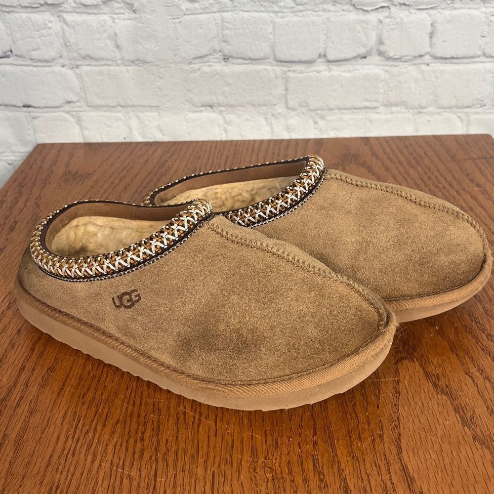 Ugg Tasman Tan slip-on indoor/outdoor Clog Kids Size 6